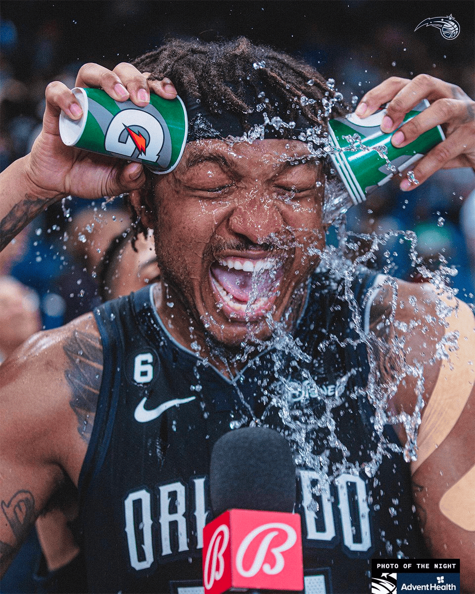 关于奥斯卡全神贯注，破门帮助球队拿下胜利的信息